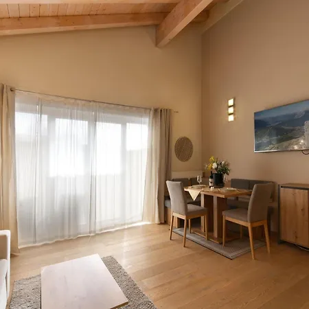 Tranquil In The Centre Of Seefeld Apartment *