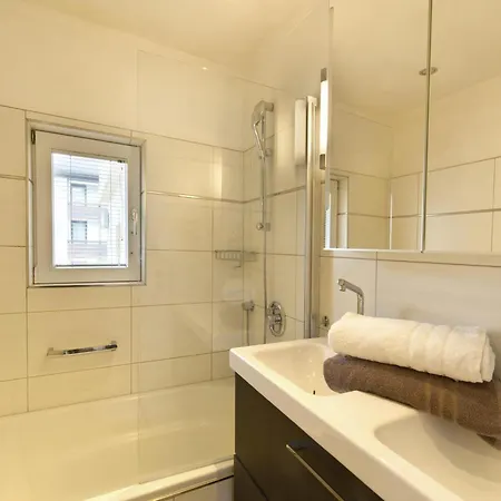 Tranquil In The Centre Of Seefeld Apartment