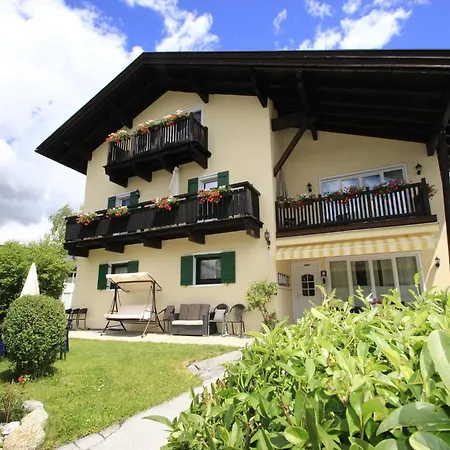 Tranquil In The Centre Of Seefeld * Seefeld in Tirol